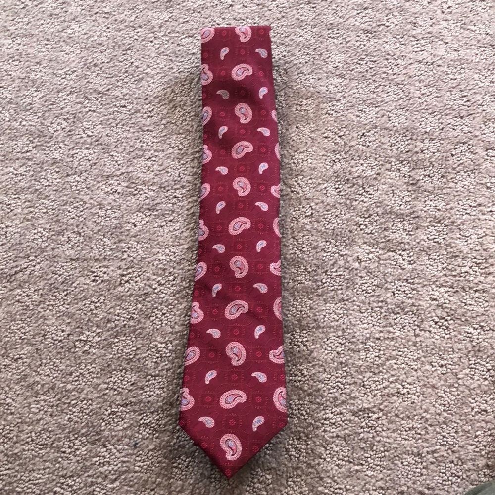 100 % silk tie